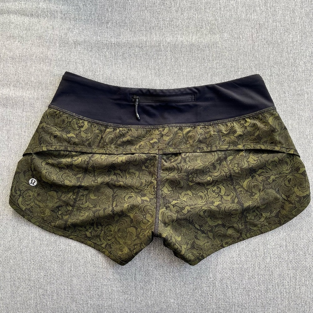 Lululemon Women’s Speed Short Mini Pencil Lace Brave Olive Green Black Size 4